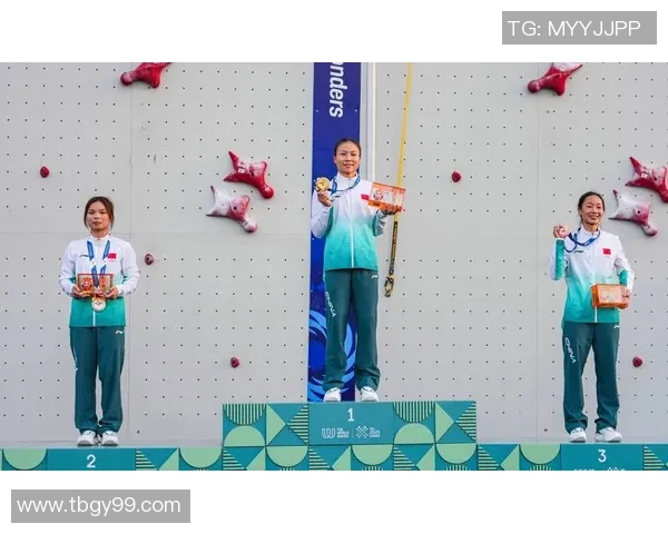 成都攀岩队创下新纪录速度排名跃升全国前列引发广泛关注 成都攀岩队创下新纪录速度排名跃升全国前列引发广泛关注