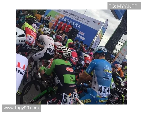 东方与恒大激战正酣直播盛况全程回顾精彩瞬间不容错过