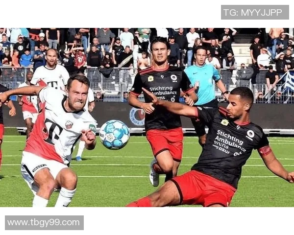 乌德勒支主场迎战奥斯球队全力争胜展现实力对决